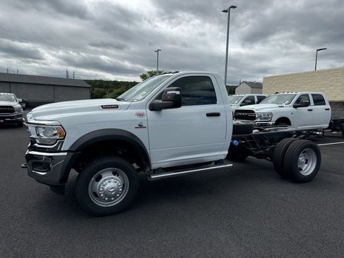 New 2024 RAM 5500 Tradesman image 5