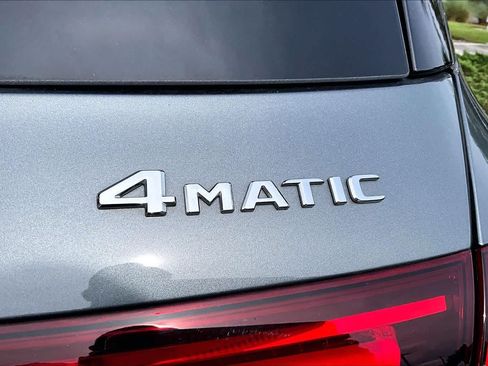 Used 2022 Mercedes-Benz GLE 350 4MATIC w/ Premium Package image 10