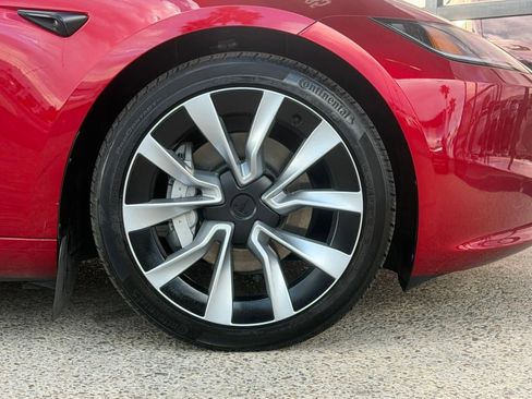 Used 2024 Tesla Model 3 Long Range AWD/4WD image 34