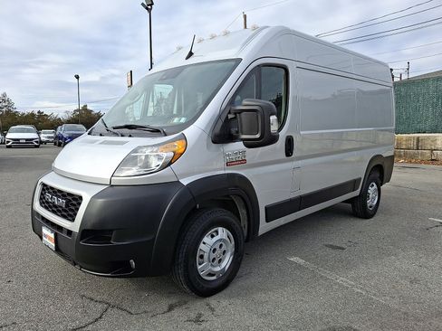 Used 2022 RAM ProMaster 1500 w/ Interior LED Lighting Group image 3