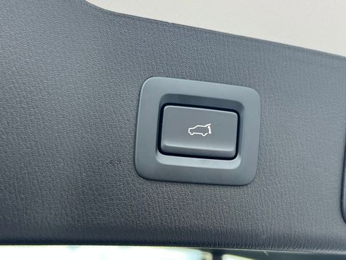 Used 2025 MAZDA CX-5 AWD 2.5 S w/ Preferred Package image 17