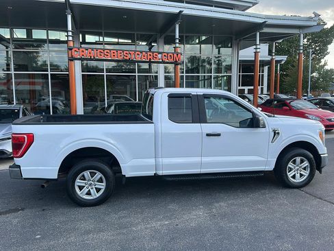 Used 2022 Ford F150 XLT RWD image 2