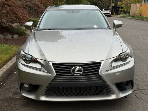 Used 2015 Lexus IS 250 image 4