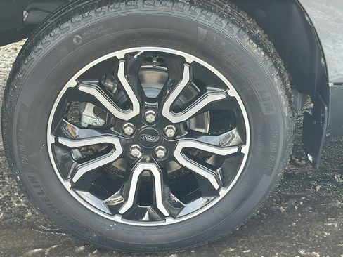 Certified 2022 Ford Maverick Lariat w/ Lariat Luxury Package image 13