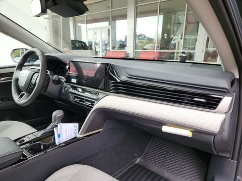 New 2026 Toyota Camry XLE AWD/4WD image 29
