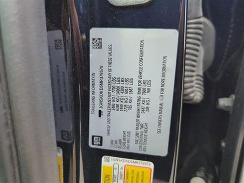 Used 2021 Chevrolet Suburban Z71 image 30