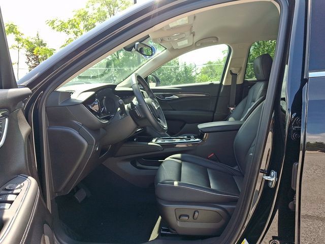 Used 2023 Buick Envision Essence AWD/4WD image 15