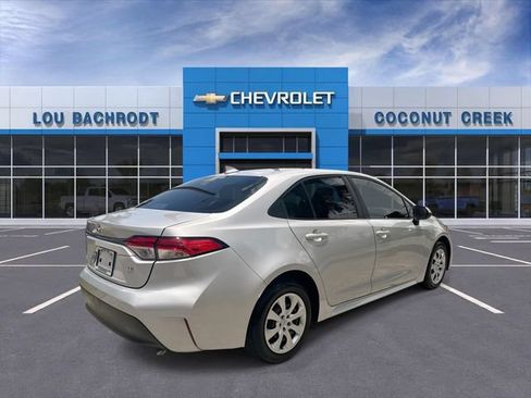 Used 2024 Toyota Corolla LE FWD image 8