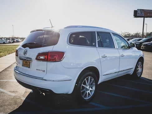 Used 2016 Buick Enclave Leather image 12