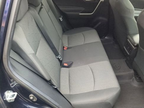 Used 2021 Toyota RAV4 XLE image 16