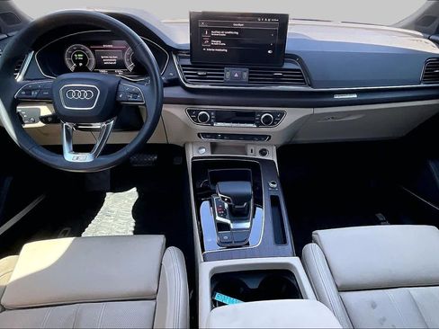 Used 2024 Audi Q5 e Premium Plus AWD/4WD image 16