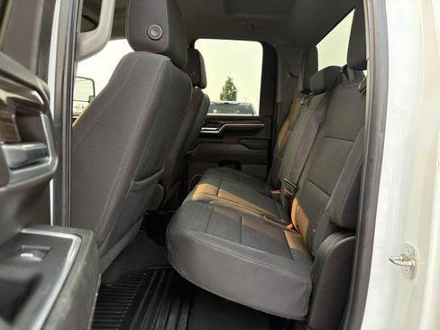 Used 2024 Chevrolet Silverado 2500 LT AWD/4WD image 25