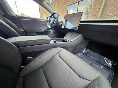 Used 2025 Tesla Model 3 Long Range image 50