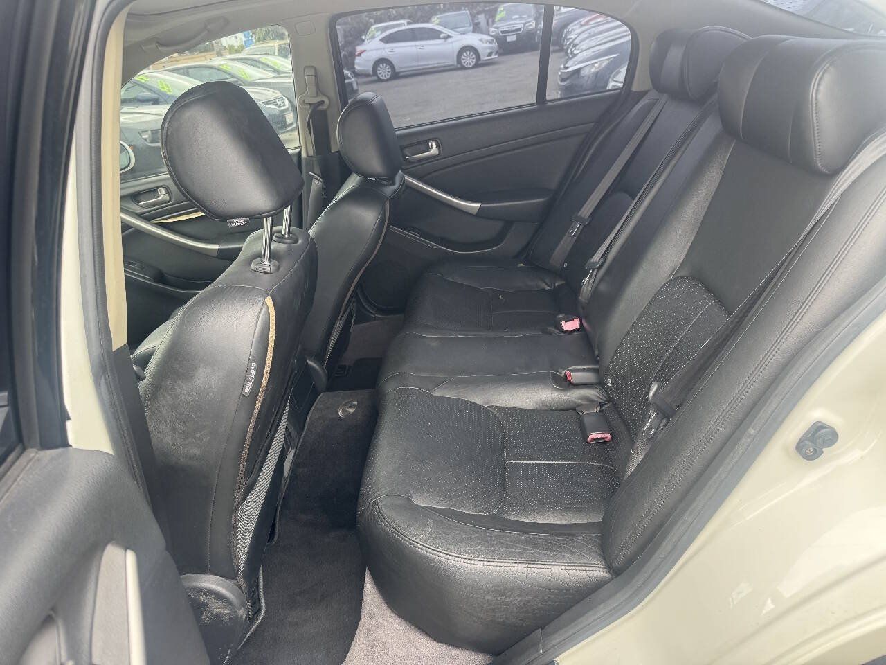 Used 2004 INFINITI G35 Sedan RWD image 8