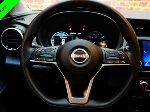 Certified 2024 Nissan Kicks SV image 12