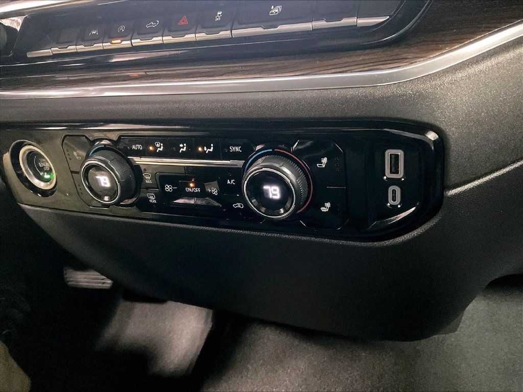 Used 2024 Chevrolet Silverado 1500 LT AWD/4WD image 26