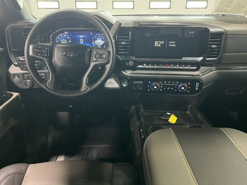 Certified 2024 Chevrolet Silverado 2500 ZR2 w/ Technology Package AWD/4WD image 13