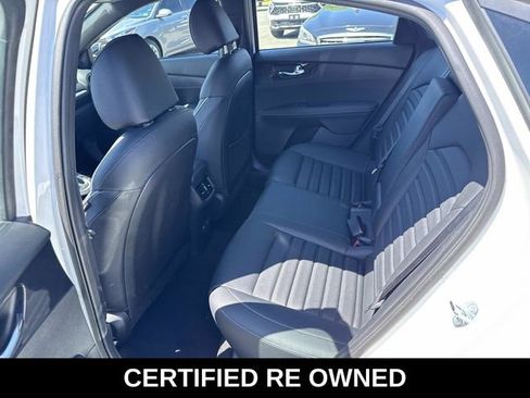 Used 2024 Kia Forte GT-Line w/ GT-Line Premium Package FWD image 17