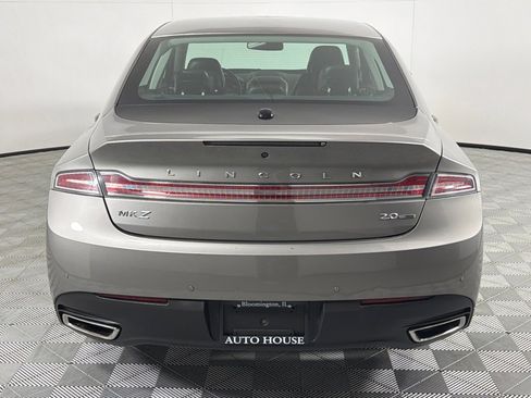 Used 2016 Lincoln MKZ w/ Equipment Group 300A Reserve FWD image 6