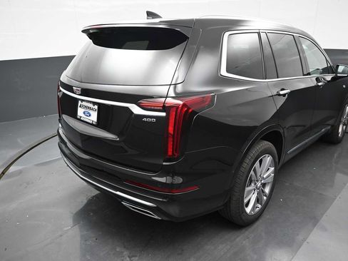 Used 2024 Cadillac XT6 Premium Luxury w/ Technology Package AWD/4WD image 13