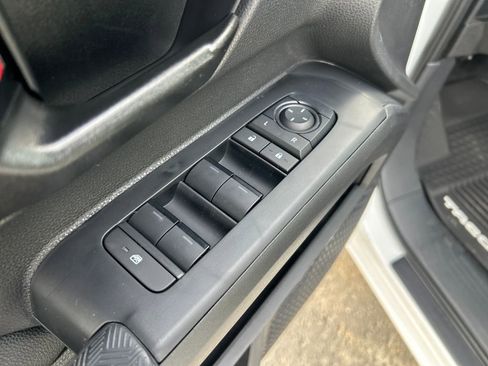 New 2026 Toyota Tacoma SR5 image 19