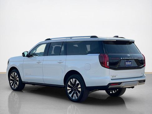 New 2026 Ford Expedition Max Platinum w/ Driver's Package image 5