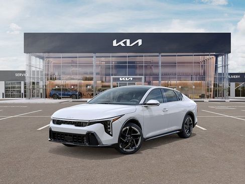 New 2025 Kia K4 GT-Line image 1