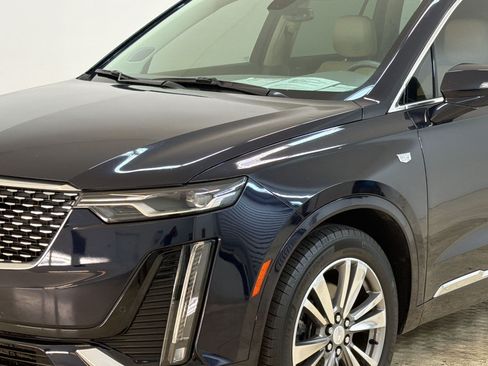 Used 2021 Cadillac XT6 Premium Luxury AWD/4WD image 12