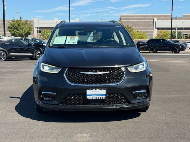 Used 2022 Chrysler Pacifica Touring-L FWD image 10