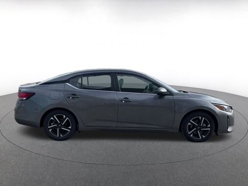 Used 2024 Nissan Sentra SV image 16