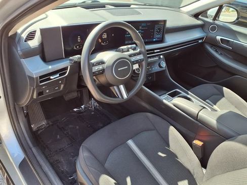 Used 2024 Hyundai Sonata SEL FWD image 4