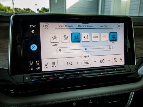 New 2026 Volkswagen Atlas SE image 39