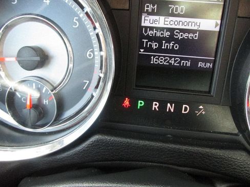 Used 2012 Chrysler Town & Country Touring-L w/ Driver Convenience Group image 52