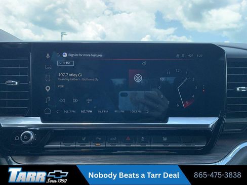 Used 2025 GMC Sierra 2500 SLT w/ SLT Premium Package AWD/4WD image 12