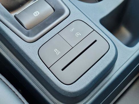 New 2026 Ford Maverick Lobo image 25