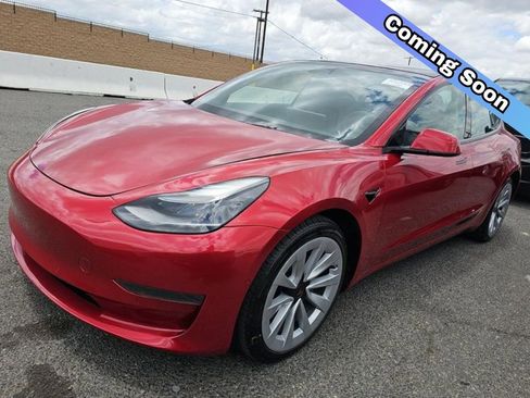 Used 2022 Tesla Model 3 Standard Range RWD image 1