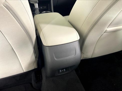Certified 2025 Hyundai Sonata SE FWD image 10