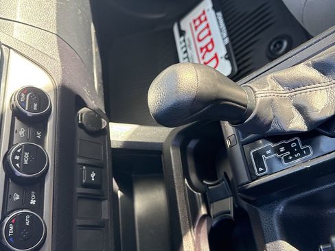 Used 2022 Toyota Tacoma SR image 19