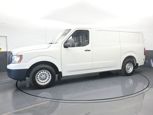 Used 2020 Nissan NV 1500 S image 2