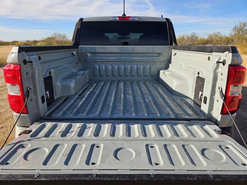 Certified 2024 Ford Maverick XL image 7