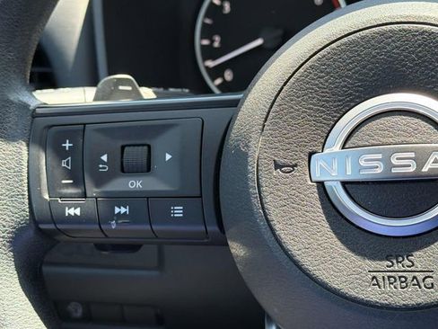 Certified 2024 Nissan Rogue S FWD image 10