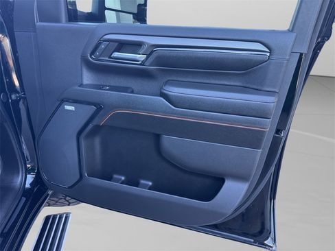 Used 2024 GMC Sierra 2500 AT4 w/ AT4 Premium Plus Package image 34