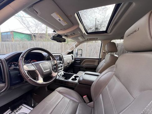 Used 2015 GMC Sierra 1500 Denali w/ Driver Alert Package image 10