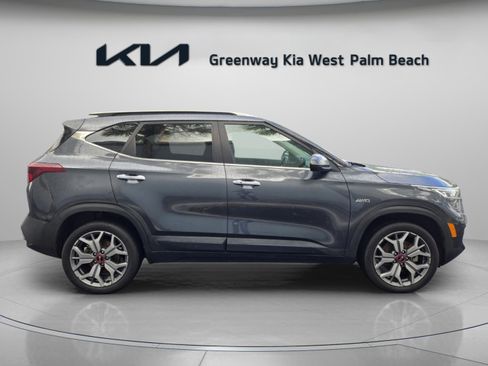 Used 2021 Kia Seltos SX image 8