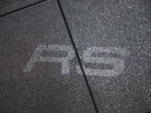 Used 2024 Audi RS Q8 w/ Black Optic Package image 24