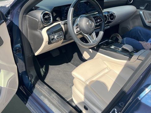 Used 2019 Mercedes-Benz A 220 image 4