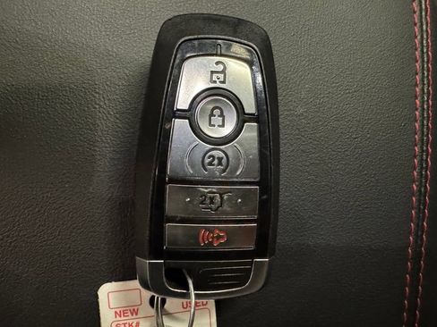 Used 2025 Ford Explorer ST-Line w/ Premium Package AWD/4WD image 17