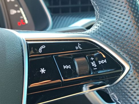 Used 2023 Audi S6 Premium Plus image 31