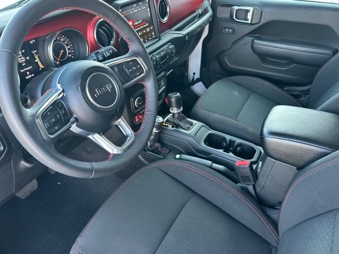 Used 2023 Jeep Wrangler Unlimited Rubicon image 11