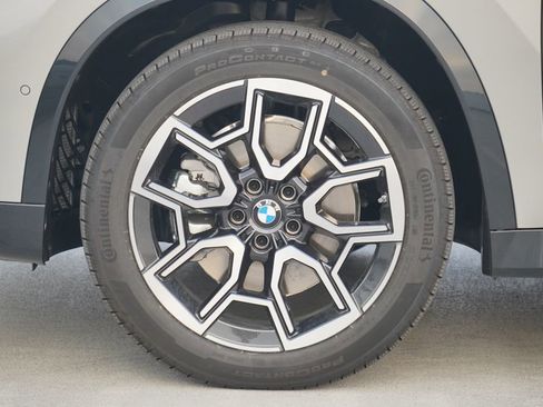 Used 2025 BMW X1 xDrive28i w/ Premium Package AWD/4WD image 5